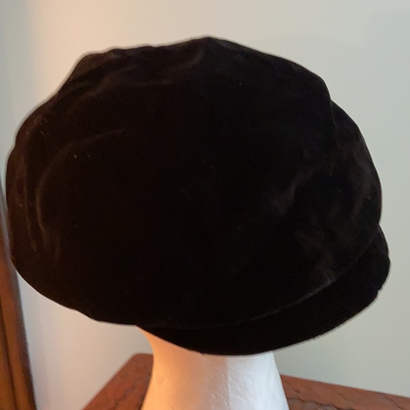Vintage Black Velvet hat cap by Caprice Original - Picture 4 of 9
